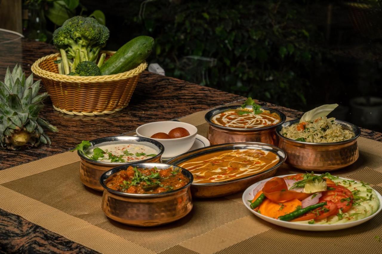 Yogved Hospitality & Resort Ришикеш Экстерьер фото