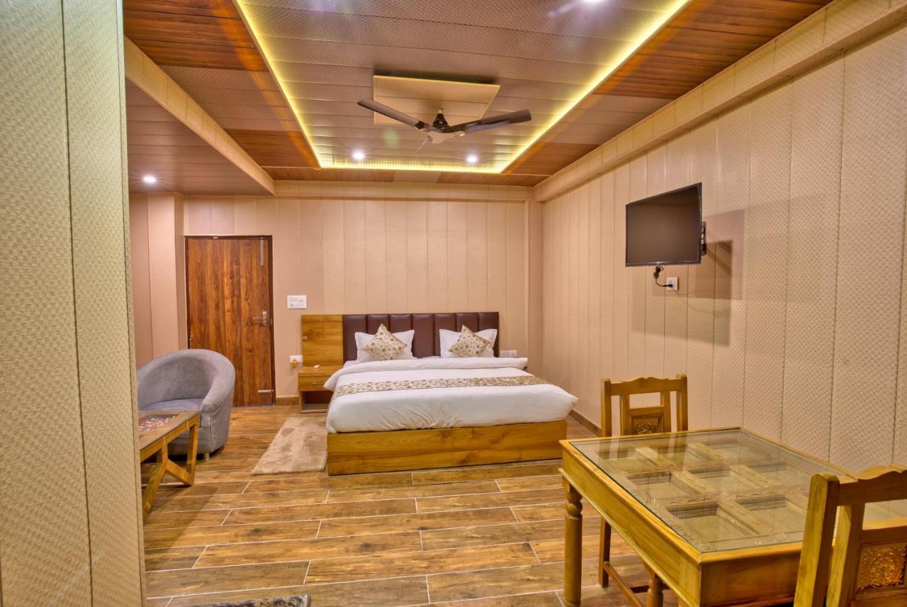 Yogved Hospitality & Resort Ришикеш Экстерьер фото