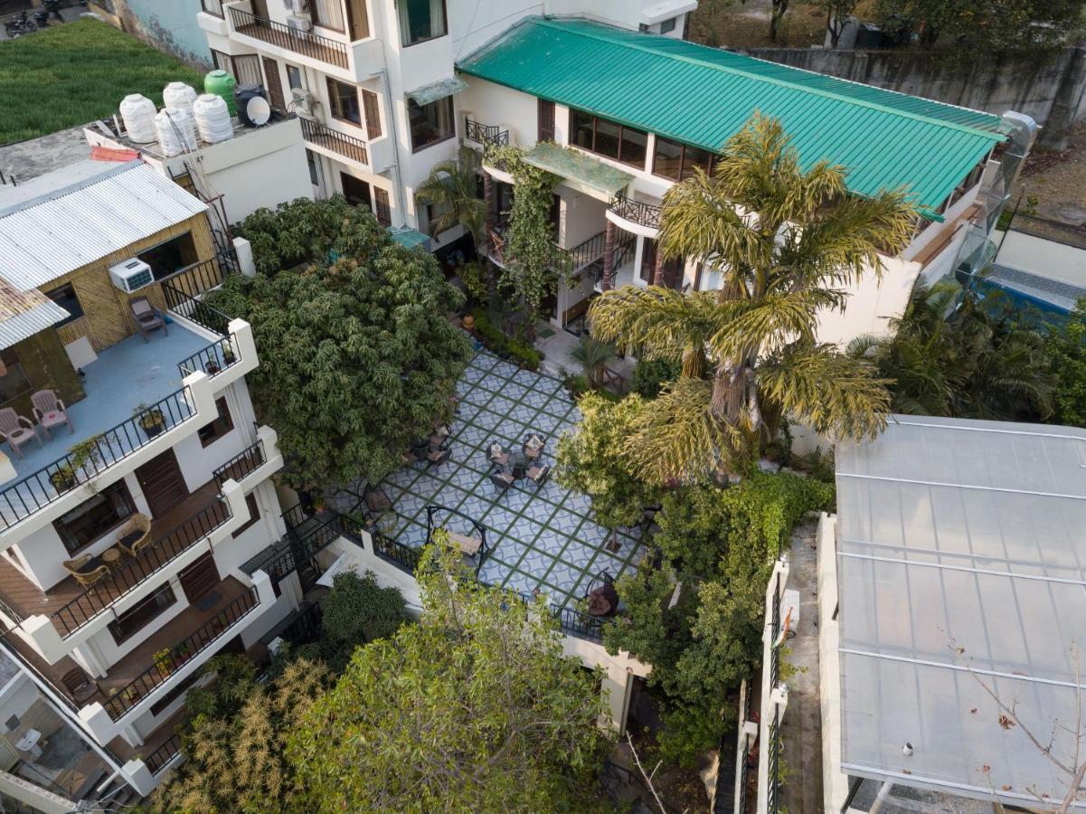 Yogved Hospitality & Resort Ришикеш Экстерьер фото