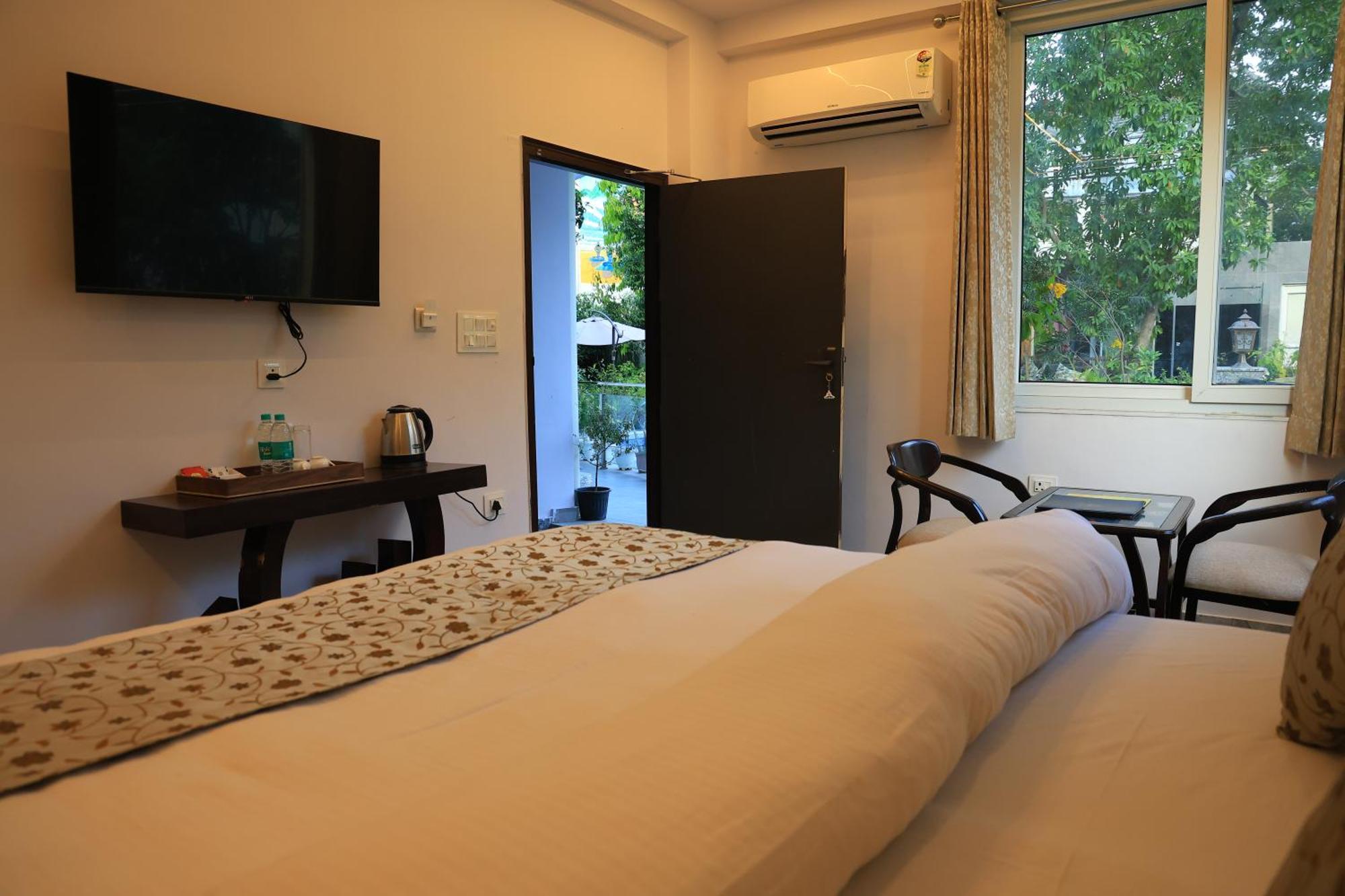 Yogved Hospitality & Resort Ришикеш Экстерьер фото