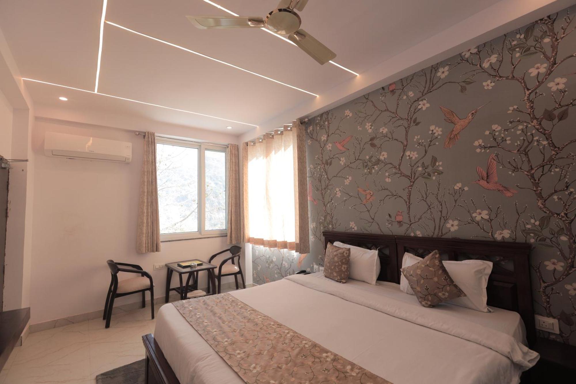 Yogved Hospitality & Resort Ришикеш Экстерьер фото