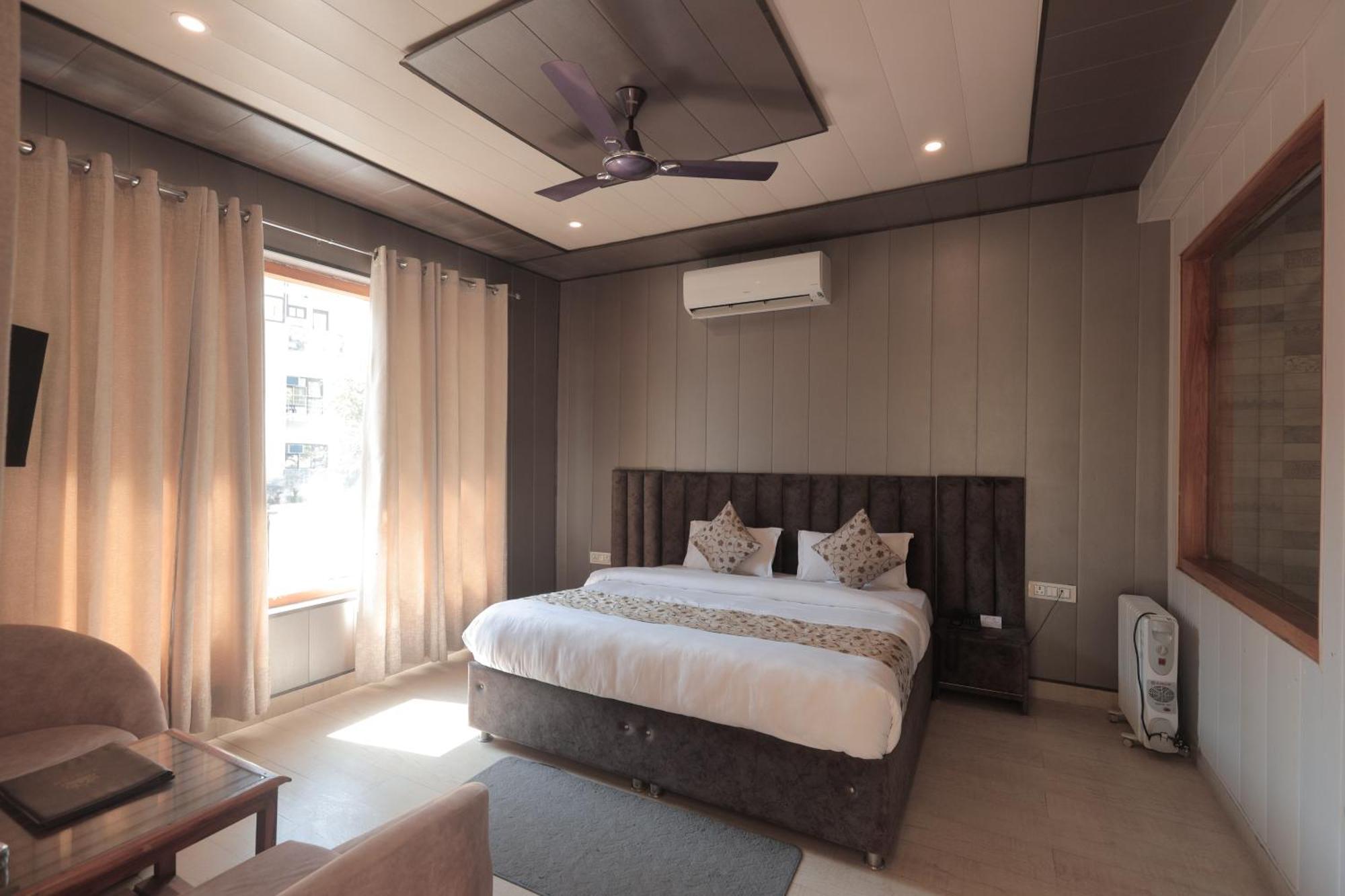 Yogved Hospitality & Resort Ришикеш Экстерьер фото