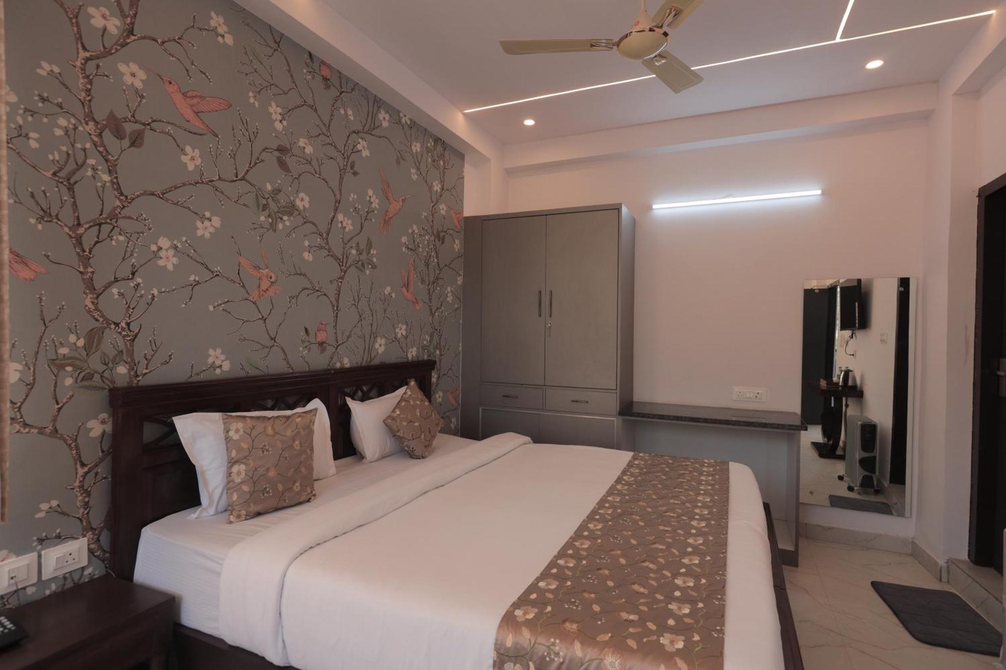 Yogved Hospitality & Resort Ришикеш Экстерьер фото