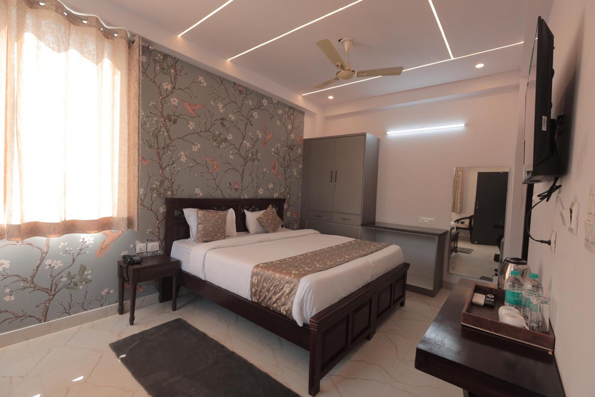 Yogved Hospitality & Resort Ришикеш Экстерьер фото